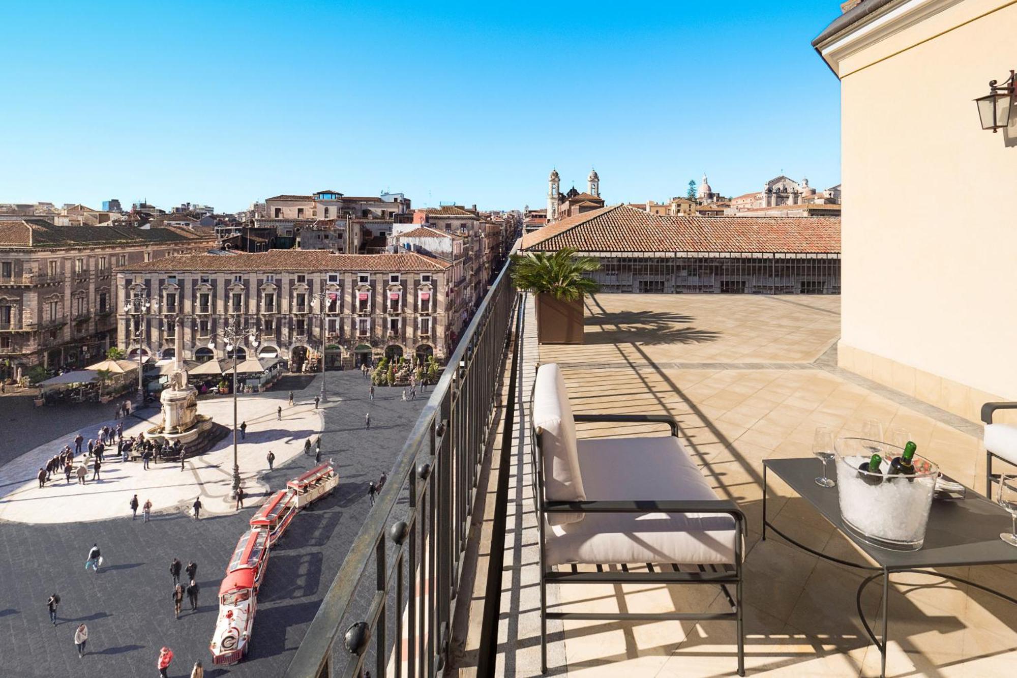 Penthouse Duomo Apartamento Catânia Exterior foto