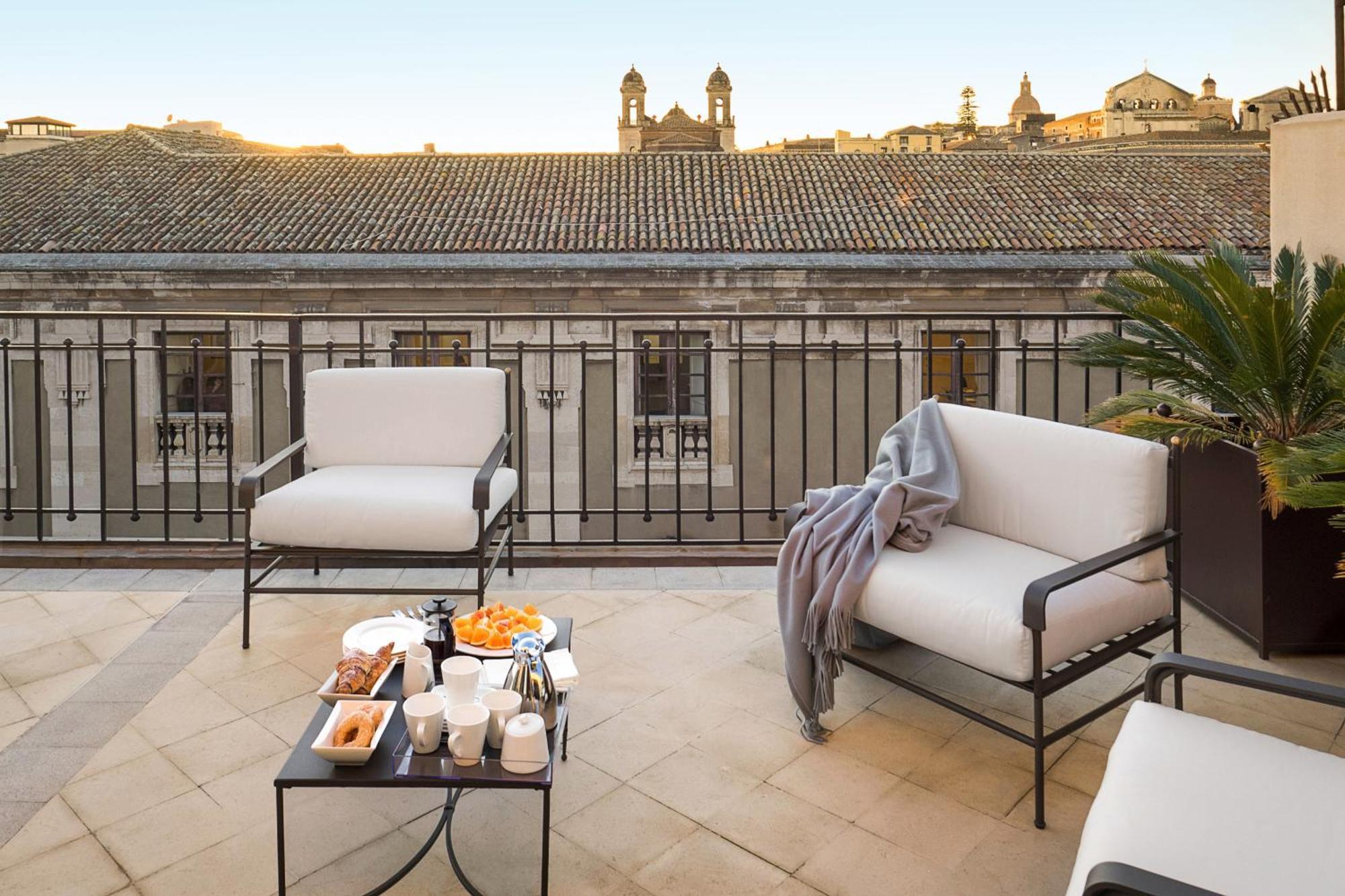 Penthouse Duomo Apartamento Catânia Exterior foto