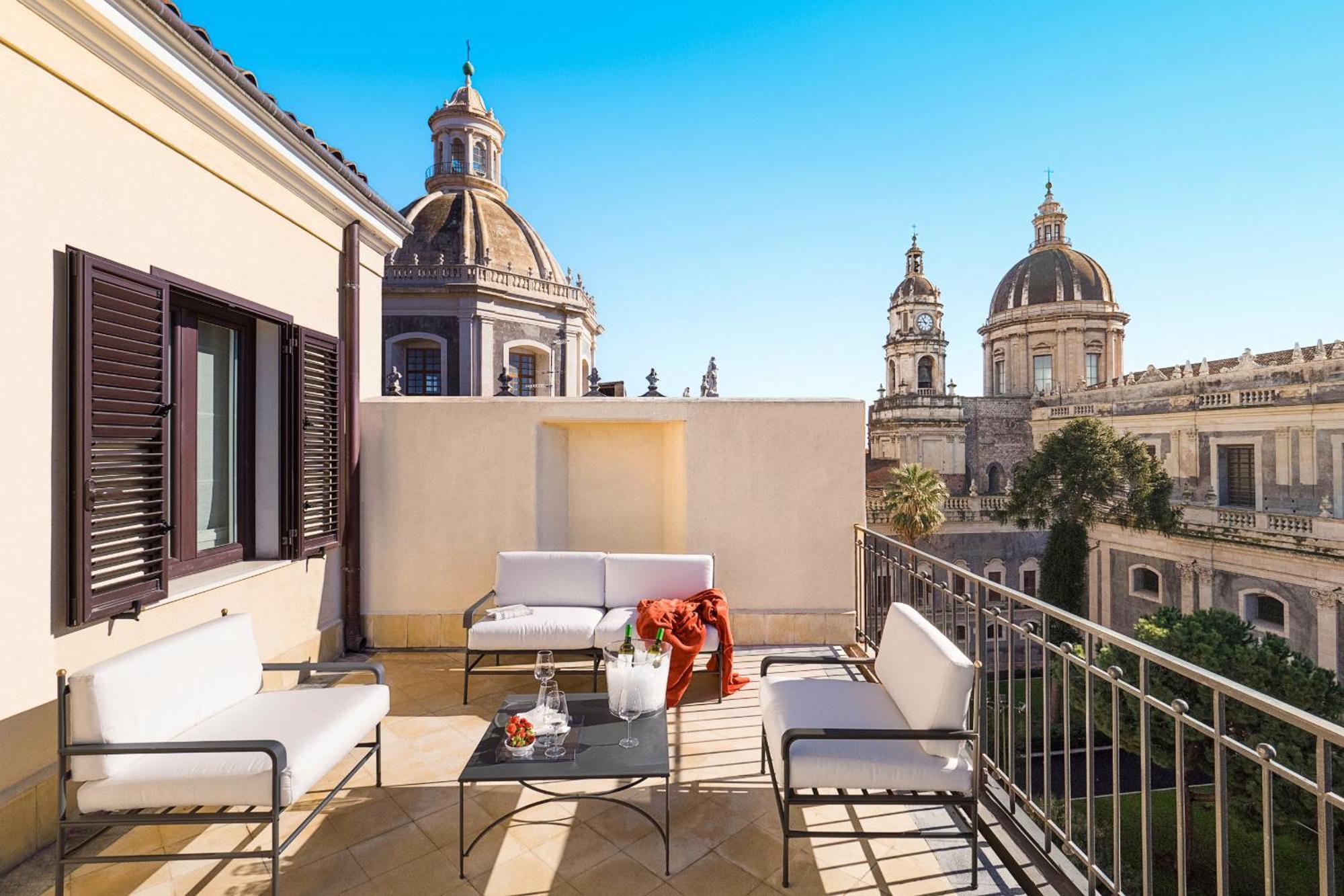 Penthouse Duomo Apartamento Catânia Exterior foto